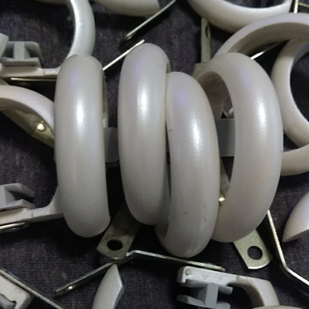 Drapery rings - Picture 2 of 10